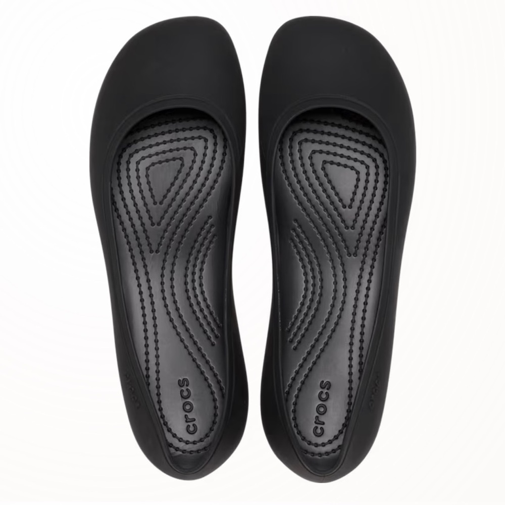 CROCS Women's Classic Black Loafers
